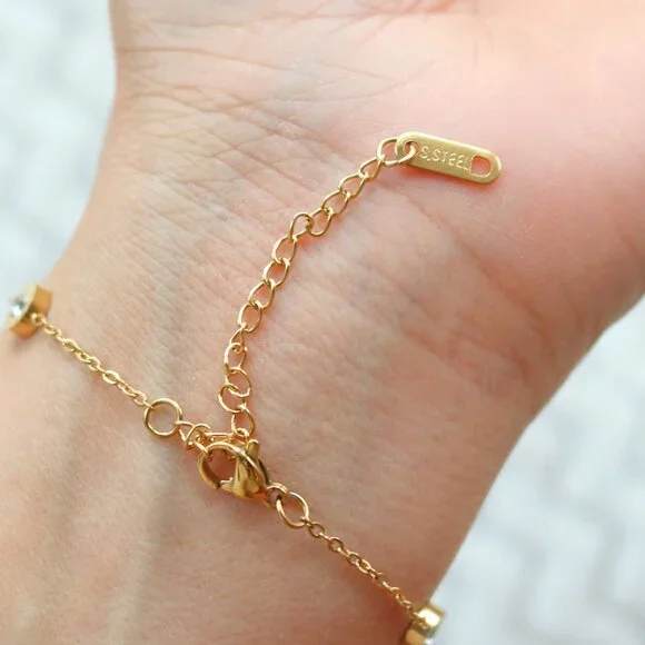 Gold Charm Bracelet - Picture 2 of 4